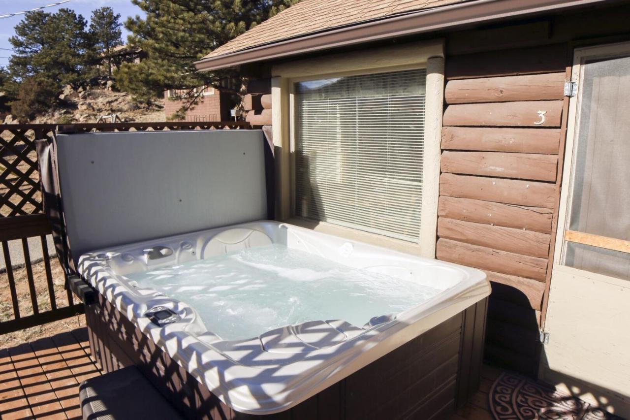 Lazy R Cottages With Hot Tubs By Rocky Mountain Resorts เอสเทสพาร์ค ห้อง รูปภาพ